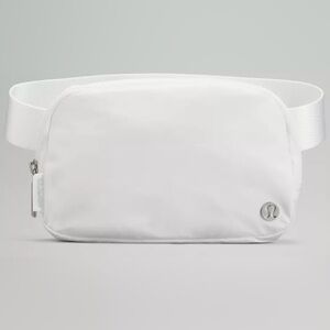 Lululemon Belt bag In White